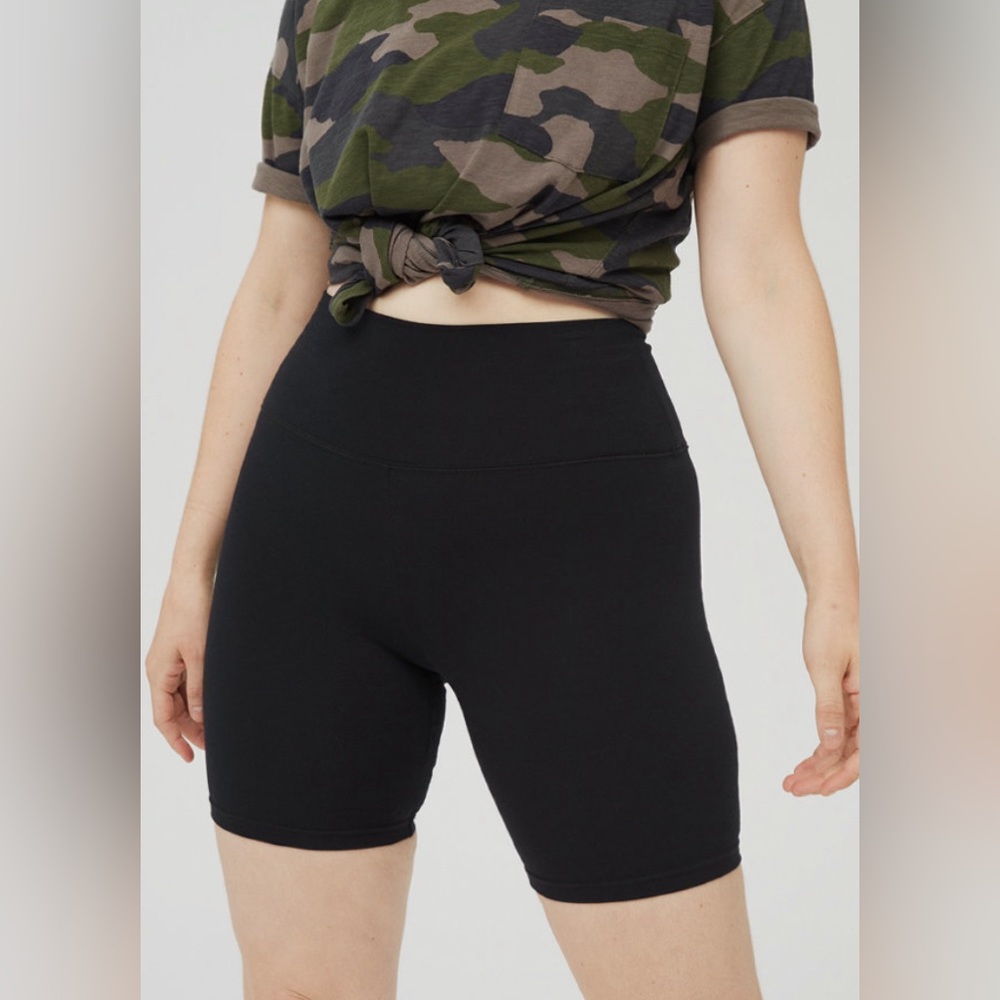 Aerie black biker shorts